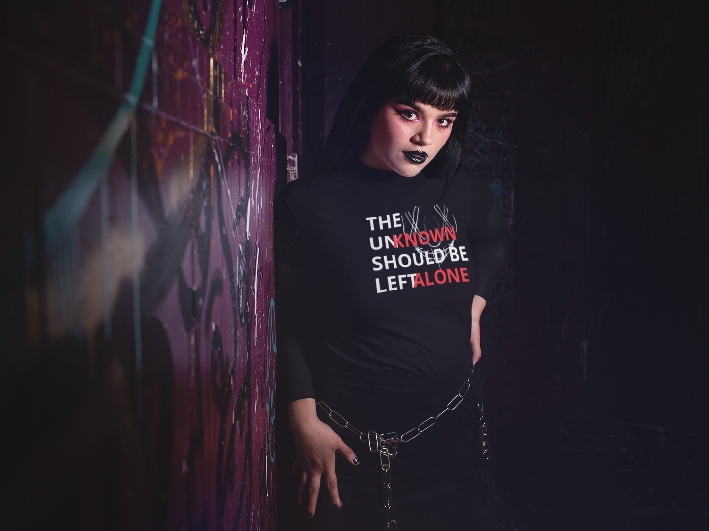 T-Shirt - The Unknown Should Be Left Alone