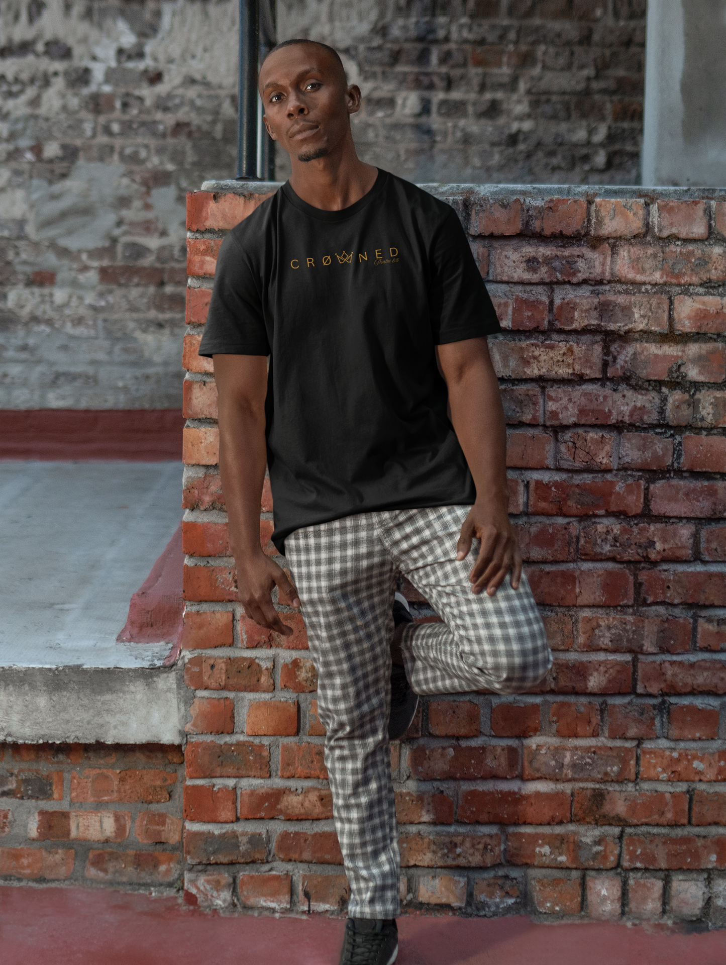 Crowned Hustler T-Shirt Unisex Inspirational Tee Motivational Shirt Gift for Entrepreneurs Casual Wear Empowerment Apparel